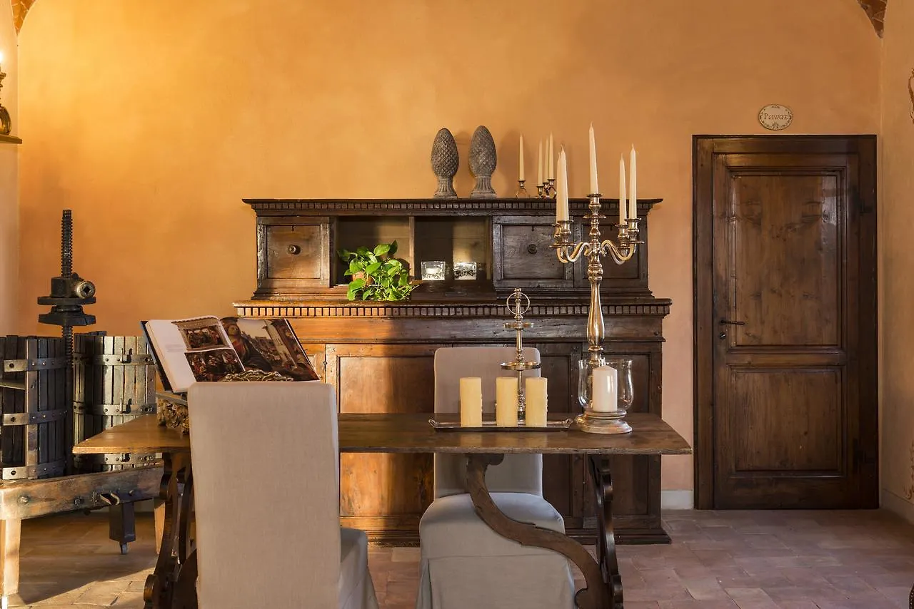 Bed and Breakfast Il Casale Del Marchese Bettolle 3*,
